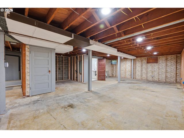 22740 Ne HIGHWAY 240, Newberg, OR 97132
