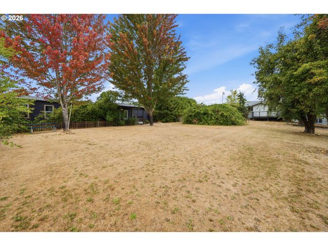 22740 Ne HIGHWAY 240, Newberg, OR 97132