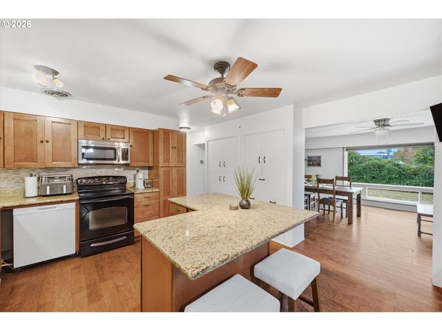 22740 Ne HIGHWAY 240, Newberg, OR 97132