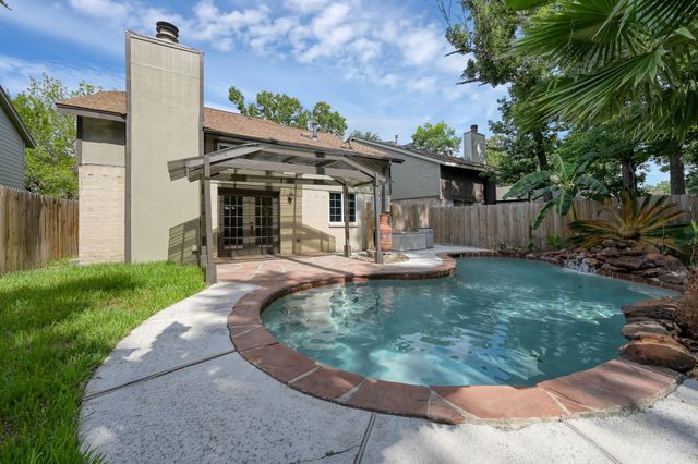16626 Shrub Oak Drive, Humble, TX 77396
