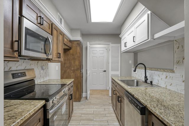 16626 Shrub Oak Drive, Humble, TX 77396