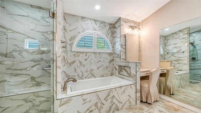 8972 HUNTINGTON POINTE DRIVE, Sarasota, FL 34238