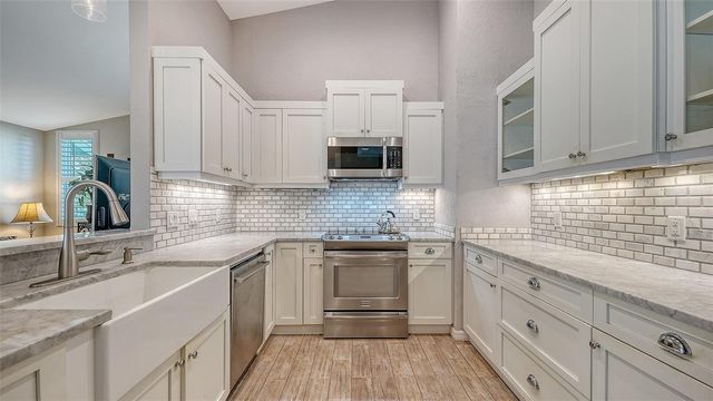 8972 HUNTINGTON POINTE DRIVE, Sarasota, FL 34238