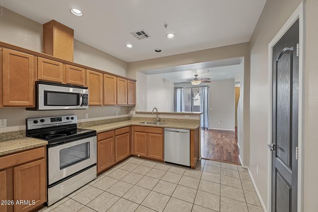 1225 N 36TH Street 1140, Phoenix, AZ 85008