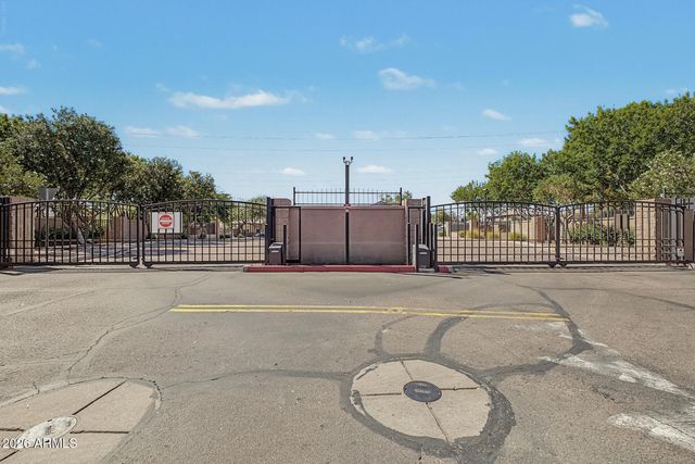 1225 N 36TH Street 1140, Phoenix, AZ 85008