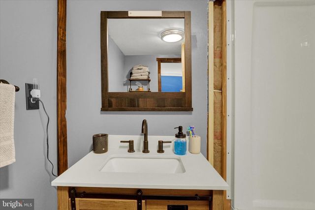 20 GOODMAN AVE, Lewistown, PA 17044