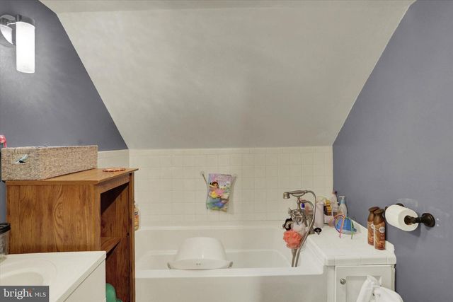 20 GOODMAN AVE, Lewistown, PA 17044