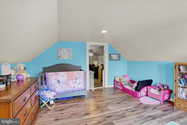 20 GOODMAN AVE, Lewistown, PA 17044