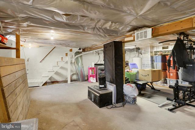 20 GOODMAN AVE, Lewistown, PA 17044