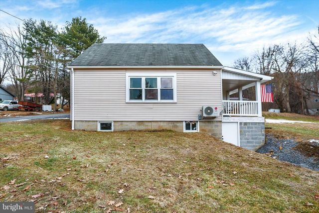 20 GOODMAN AVE, Lewistown, PA 17044