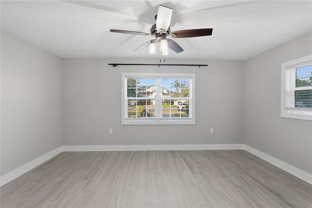 845 SNELL ISLE BOULEVARD NE, St Petersburg, FL 33704