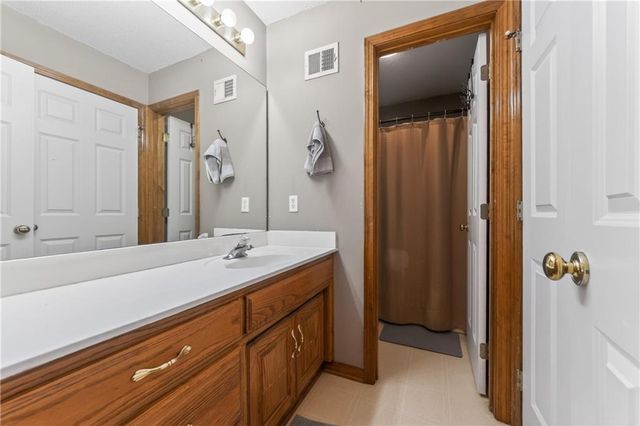 6209 NE 48TH Terrace, Kansas City, MO 64119