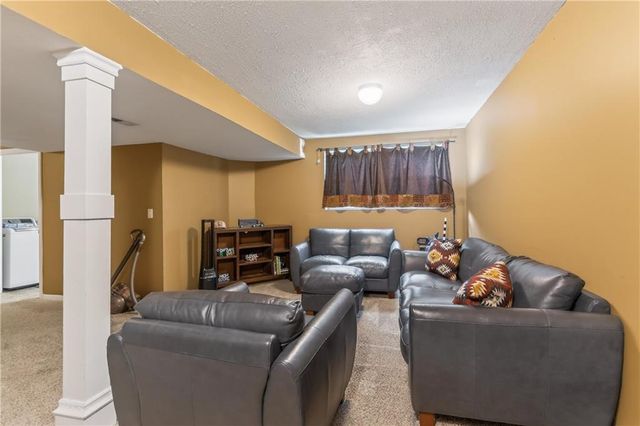 6209 NE 48TH Terrace, Kansas City, MO 64119