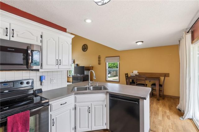 6209 NE 48TH Terrace, Kansas City, MO 64119