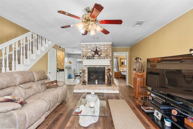 19511 Oak Station Drive, Humble, TX 77346