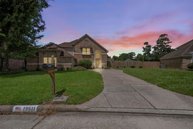 19511 Oak Station Drive, Humble, TX 77346