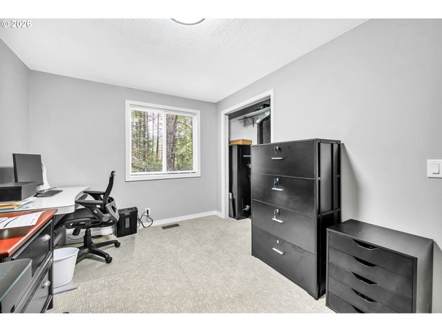 88020 KEOLA Ct, Springfield, OR 97478