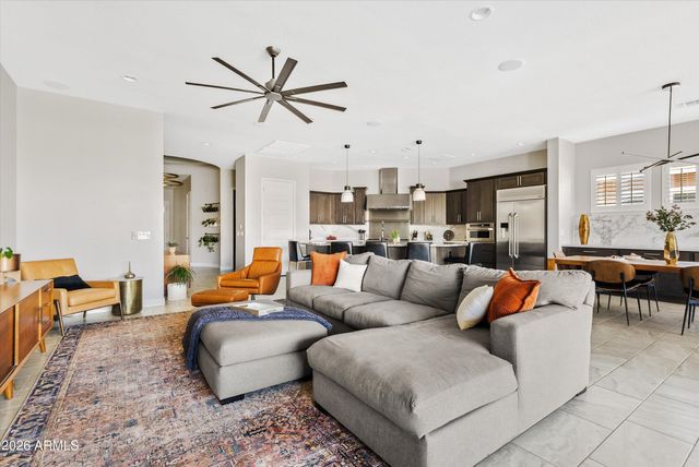 10332 E WAVELENGTH Avenue, Mesa, AZ 85212