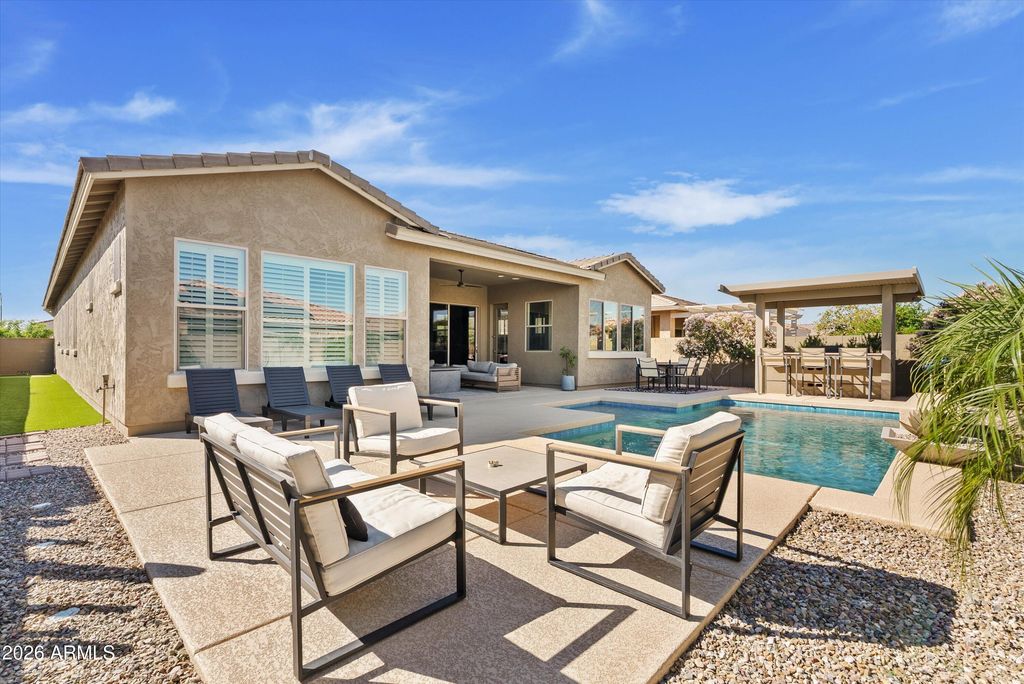 Image 40 of property listing at 10332 E WAVELENGTH Avenue, Mesa, AZ 85212