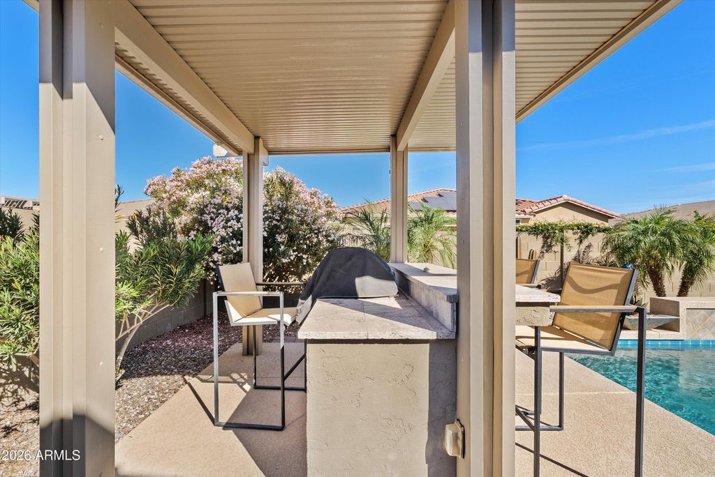 Image 41 of property listing at 10332 E WAVELENGTH Avenue, Mesa, AZ 85212