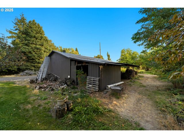 327 Powell Rd, Milton Freewater, OR 97862