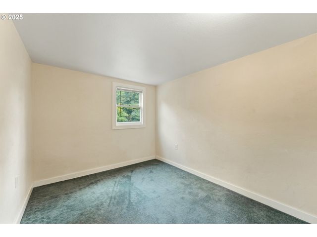 327 Powell Rd, Milton Freewater, OR 97862