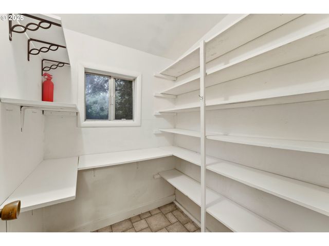 327 Powell Rd, Milton Freewater, OR 97862