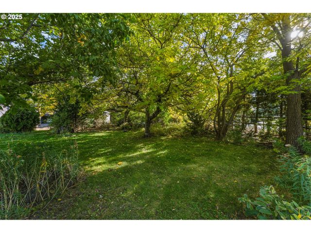 327 Powell Rd, Milton Freewater, OR 97862