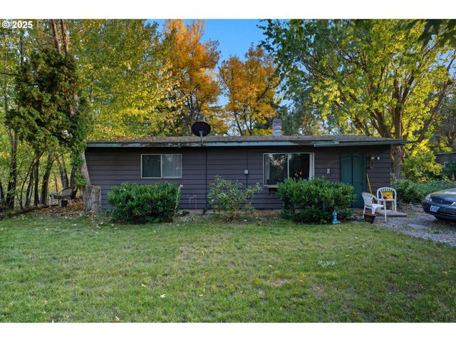 327 Powell Rd, Milton Freewater, OR 97862