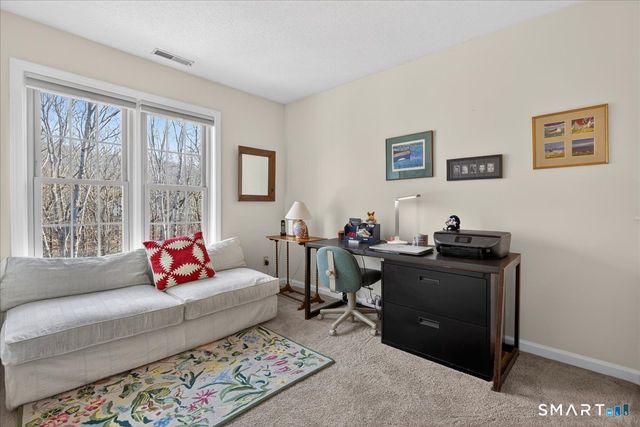 1925 Shepard Avenue 54, Hamden, CT 06518