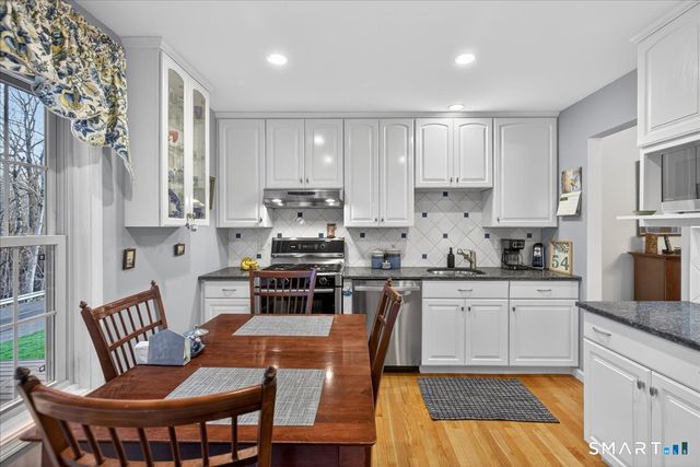 1925 Shepard Avenue 54, Hamden, CT 06518