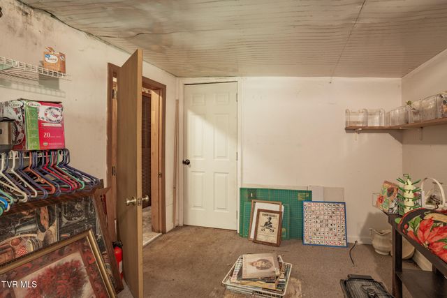 215 Landcastle Road, Church Hill, TN 37642