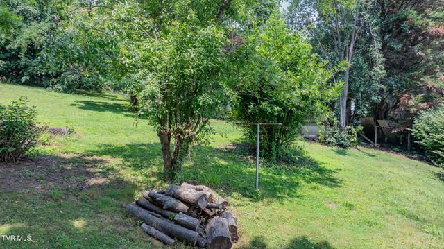 215 Landcastle Road, Church Hill, TN 37642