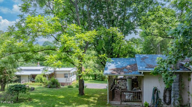 215 Landcastle Road, Church Hill, TN 37642