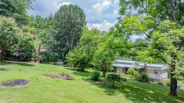 215 Landcastle Road, Church Hill, TN 37642