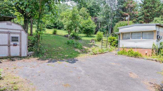 215 Landcastle Road, Church Hill, TN 37642