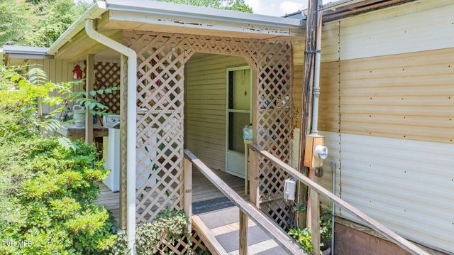 215 Landcastle Road, Church Hill, TN 37642