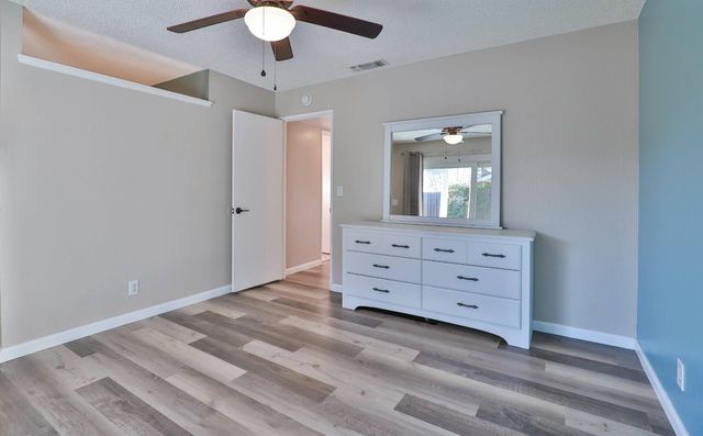 8384 Old Ranch Rd, Orangevale, CA 95662