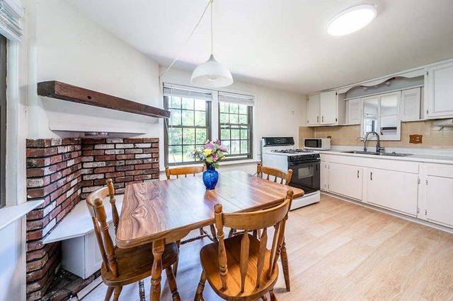 26 Adrena Ave, Barnstable, MA 02632