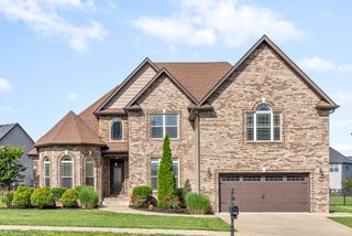 1033 Black Gum Ln, Clarksville, TN 37043