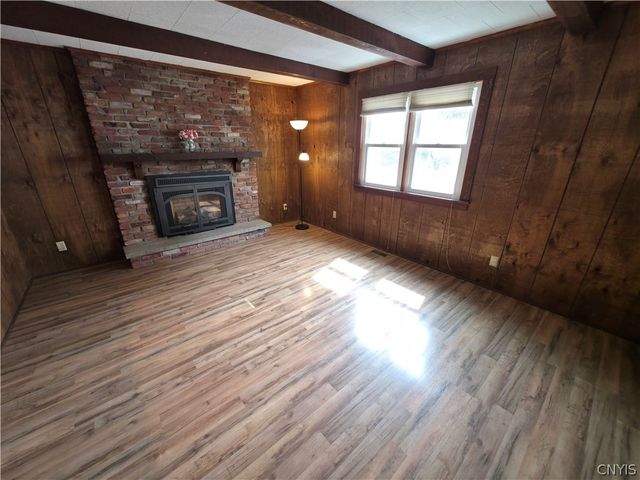 12 1st Street, Camillus, NY 13031