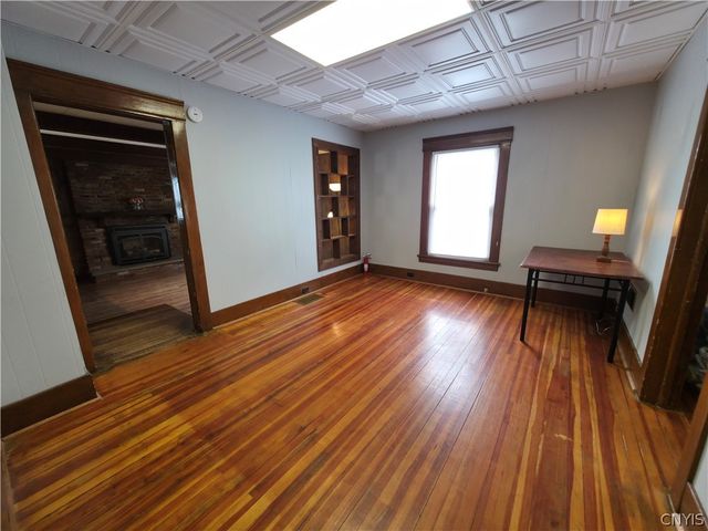 12 1st Street, Camillus, NY 13031