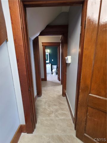12 1st Street, Camillus, NY 13031