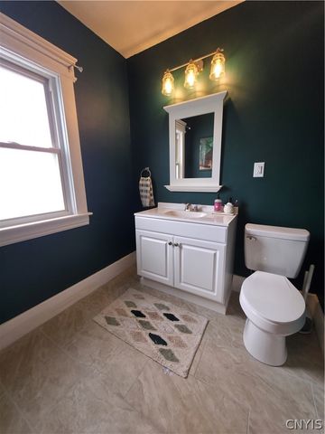 12 1st Street, Camillus, NY 13031