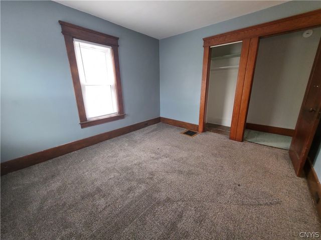 12 1st Street, Camillus, NY 13031