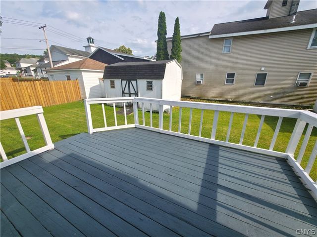12 1st Street, Camillus, NY 13031