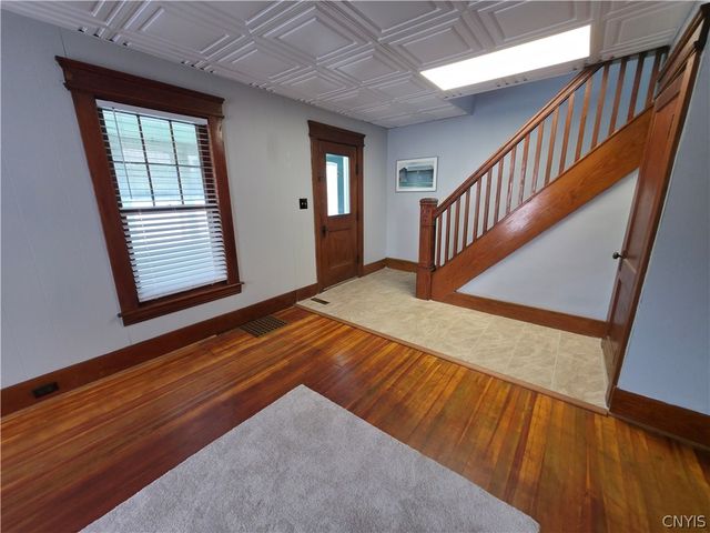 12 1st Street, Camillus, NY 13031