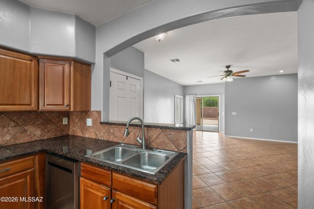 474 E Placita Fanega, Sahuarita, AZ 85629