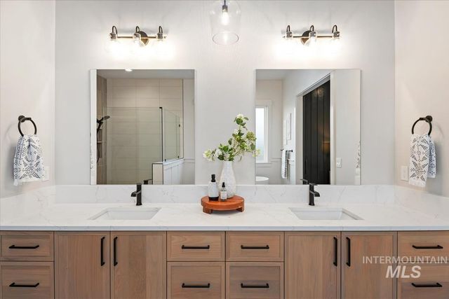 3460 N Costa Madera Way, Star, ID 83669