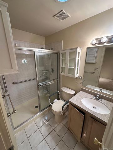89 Rabbit Run, Manorville, NY 11949